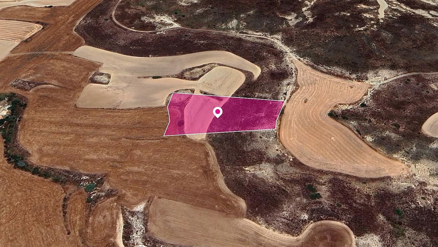 Agricultural Field in Analiontas, Nicosia photo 2