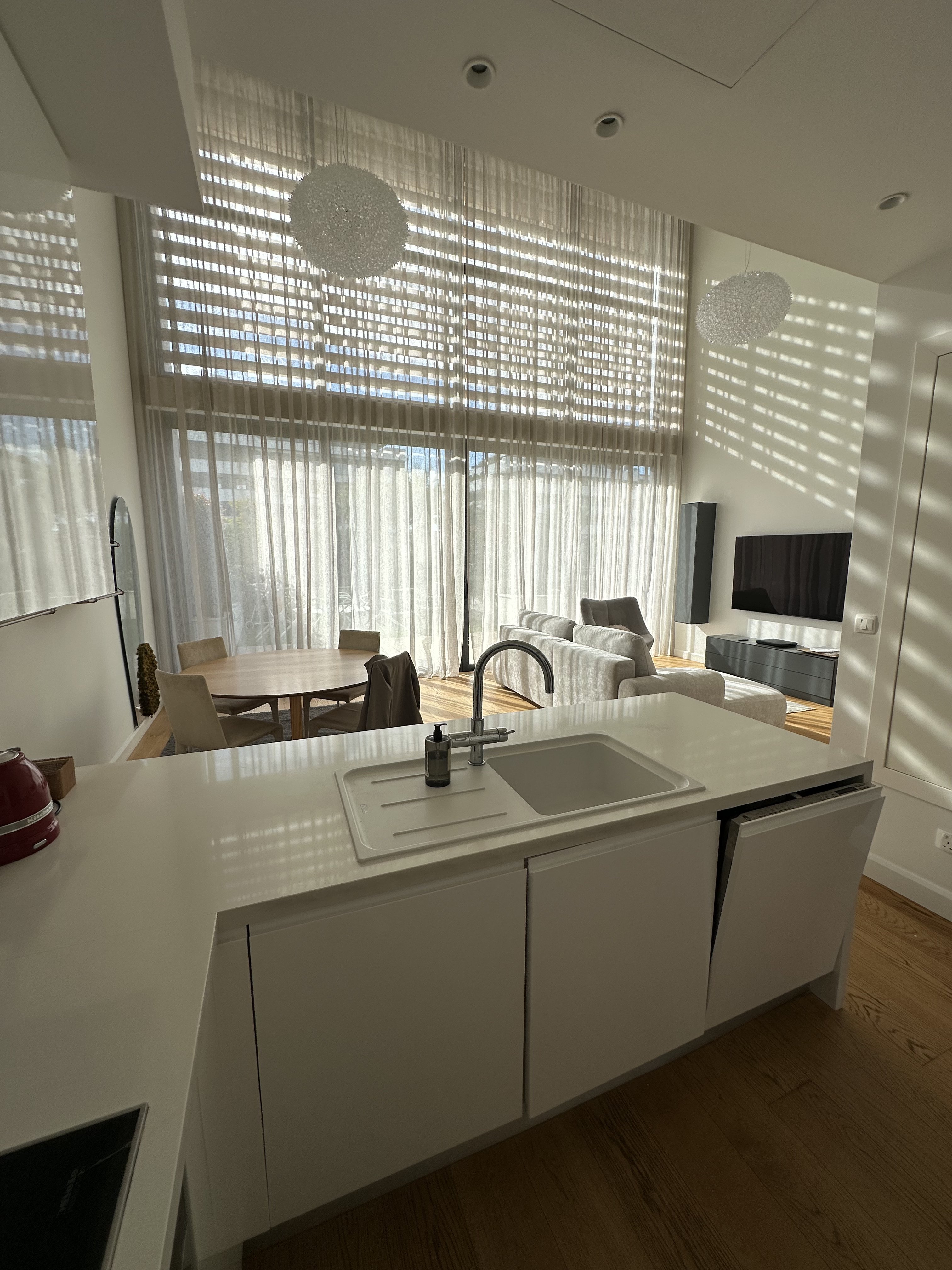 4 BR Triplex Apartment with a garden in Potamos Germasogeias, Limassol photo 5