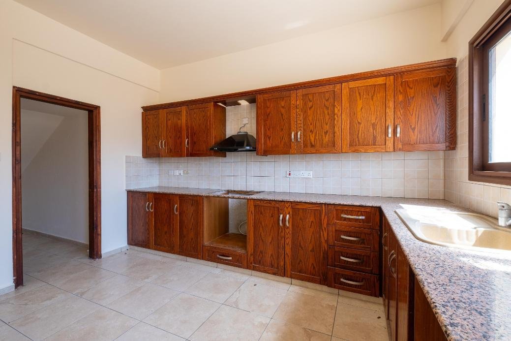 3 bedroom house in Agios Theodoros, Larnaca photo 15