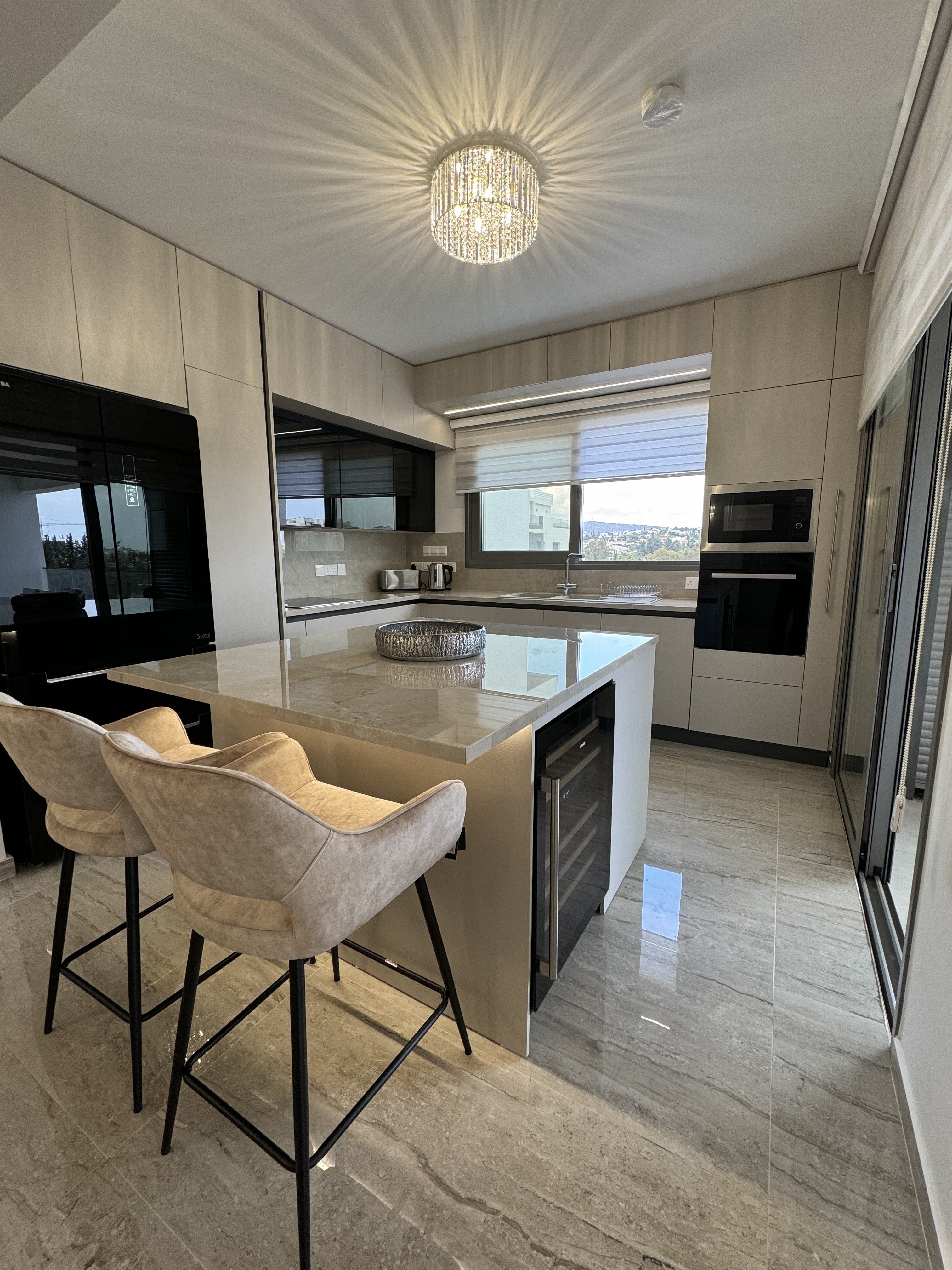 4+1 BR whole-floor Penthouse with rooftop garden in Potamos Germasogeias, Limassol photo 4