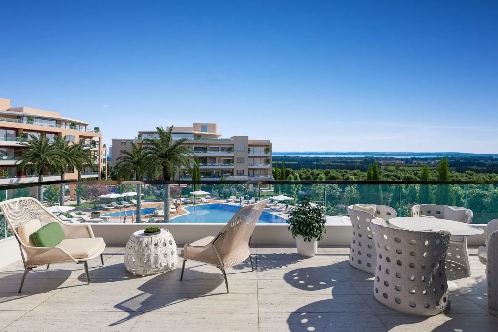 1 BR Apartment in Limassol photo 4