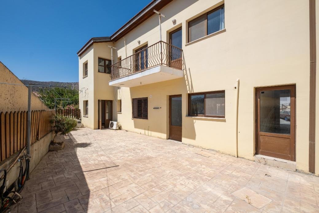 3 bedroom house in Agios Theodoros, Larnaca photo 8
