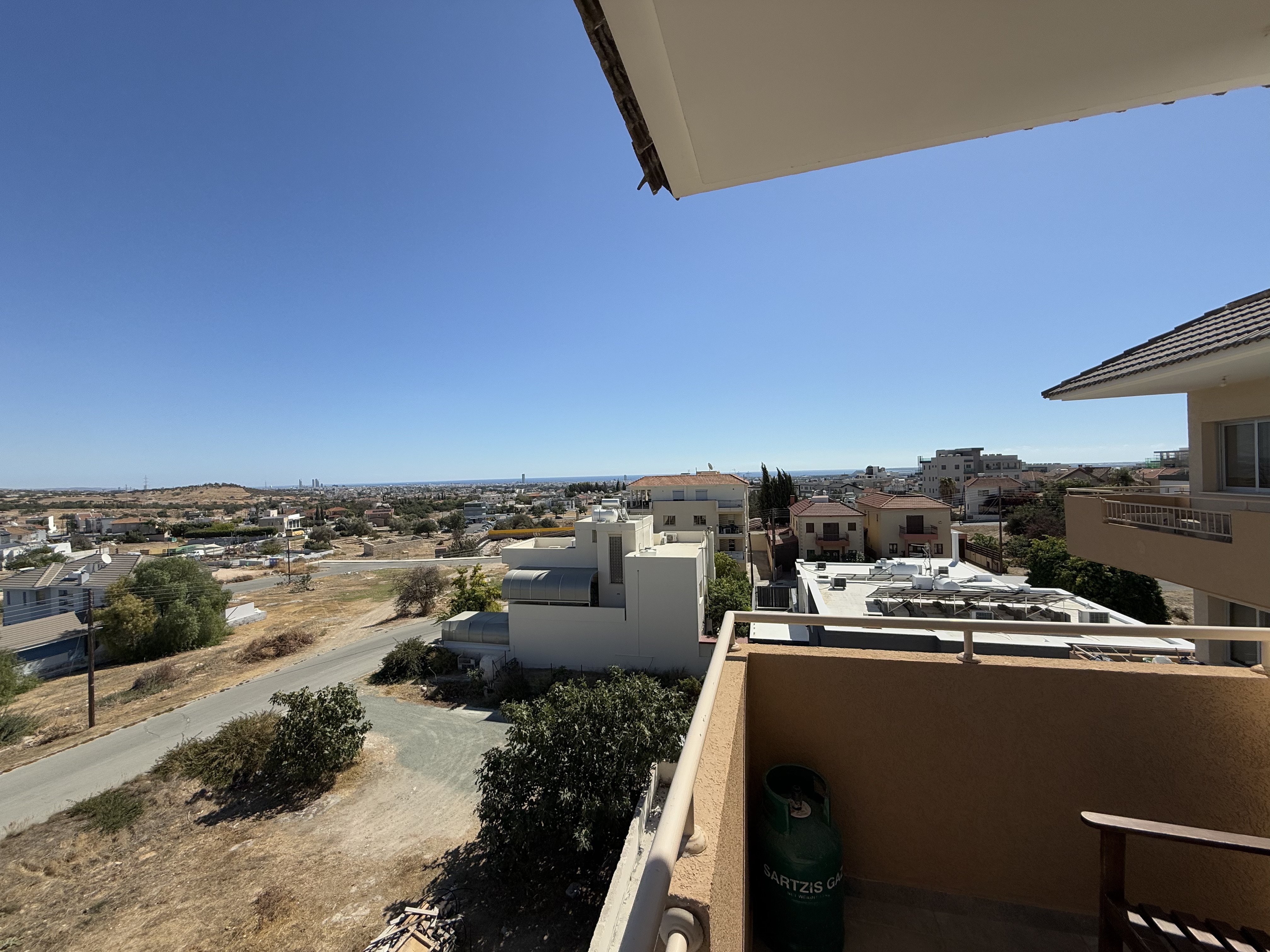 2 BR Apartment in Ypsonas, Limassol photo 11