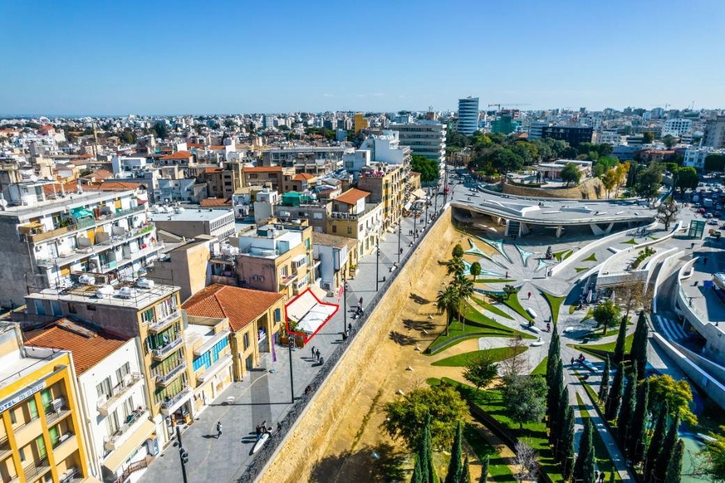 Shop on Eleftherias Square, Nicosia photo 3