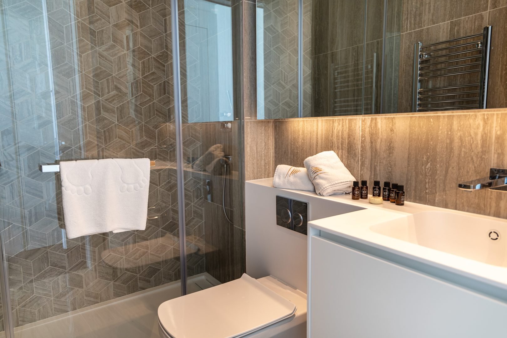 2 BR Apartment in Germasogeia, Limassol photo 10