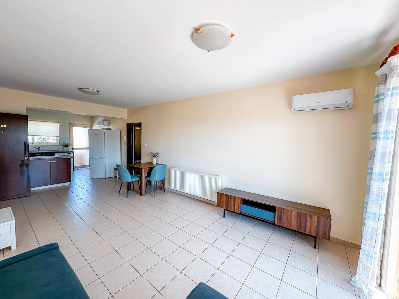 2 BR Apartment in Mesa Geitonia, Limassol photo 4