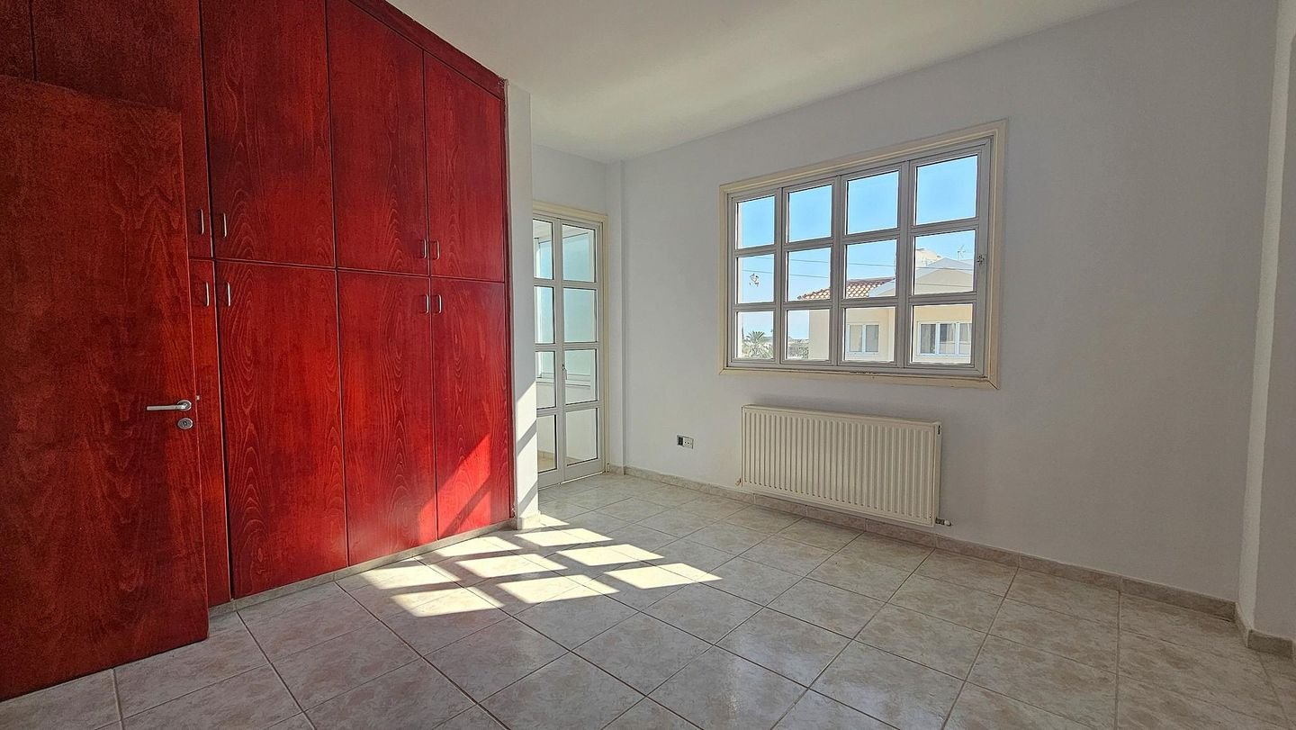 Semi-Detached 4-Bedroom House in Pano Deftera, Nicosia photo 20