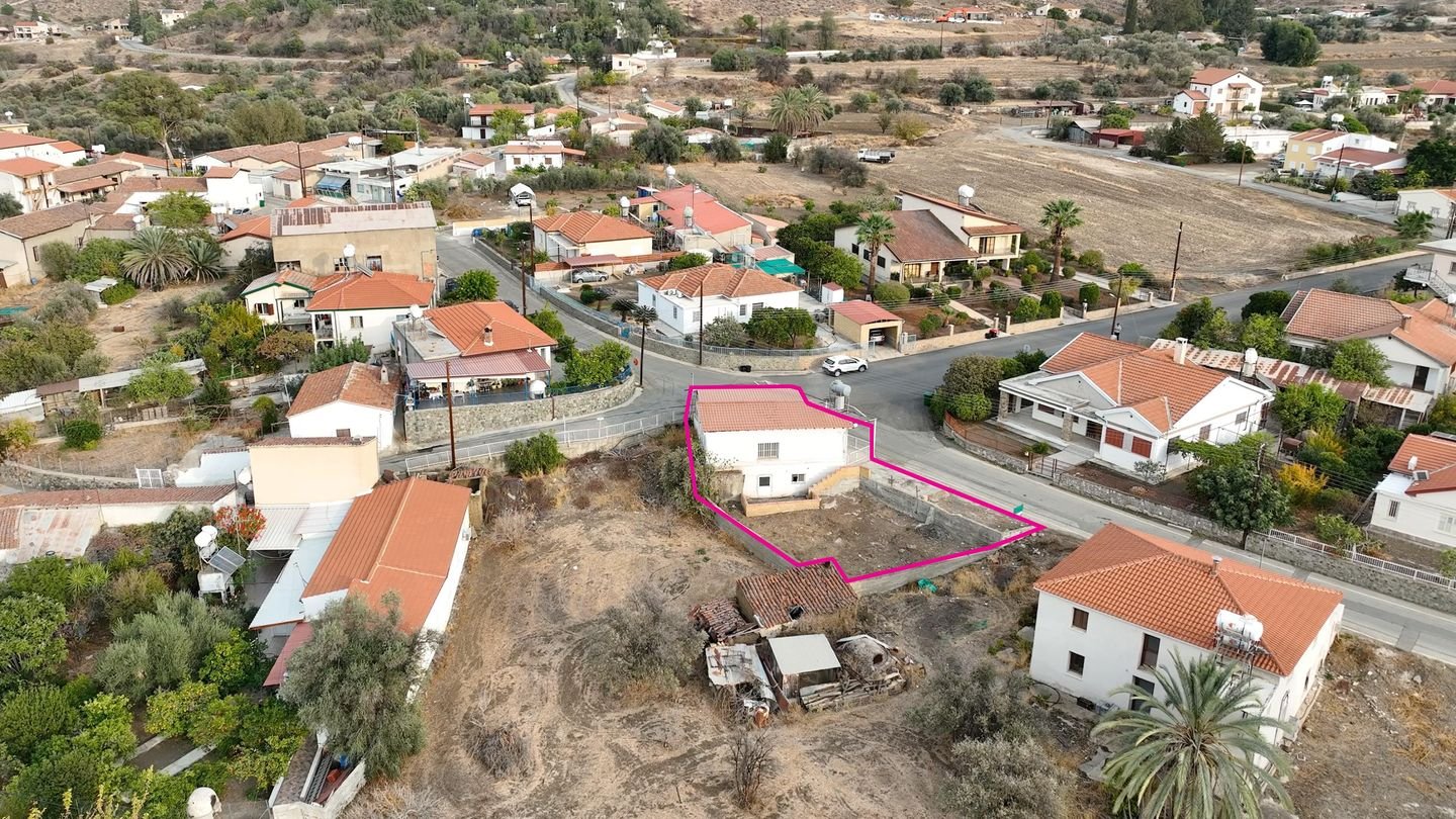 Ground floor house in Flasou, Nicosia photo 5