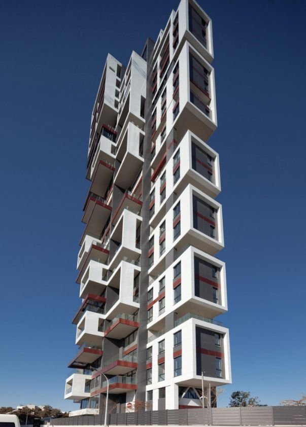 3 BR Apartment in Germasogeia, Limassol photo 3