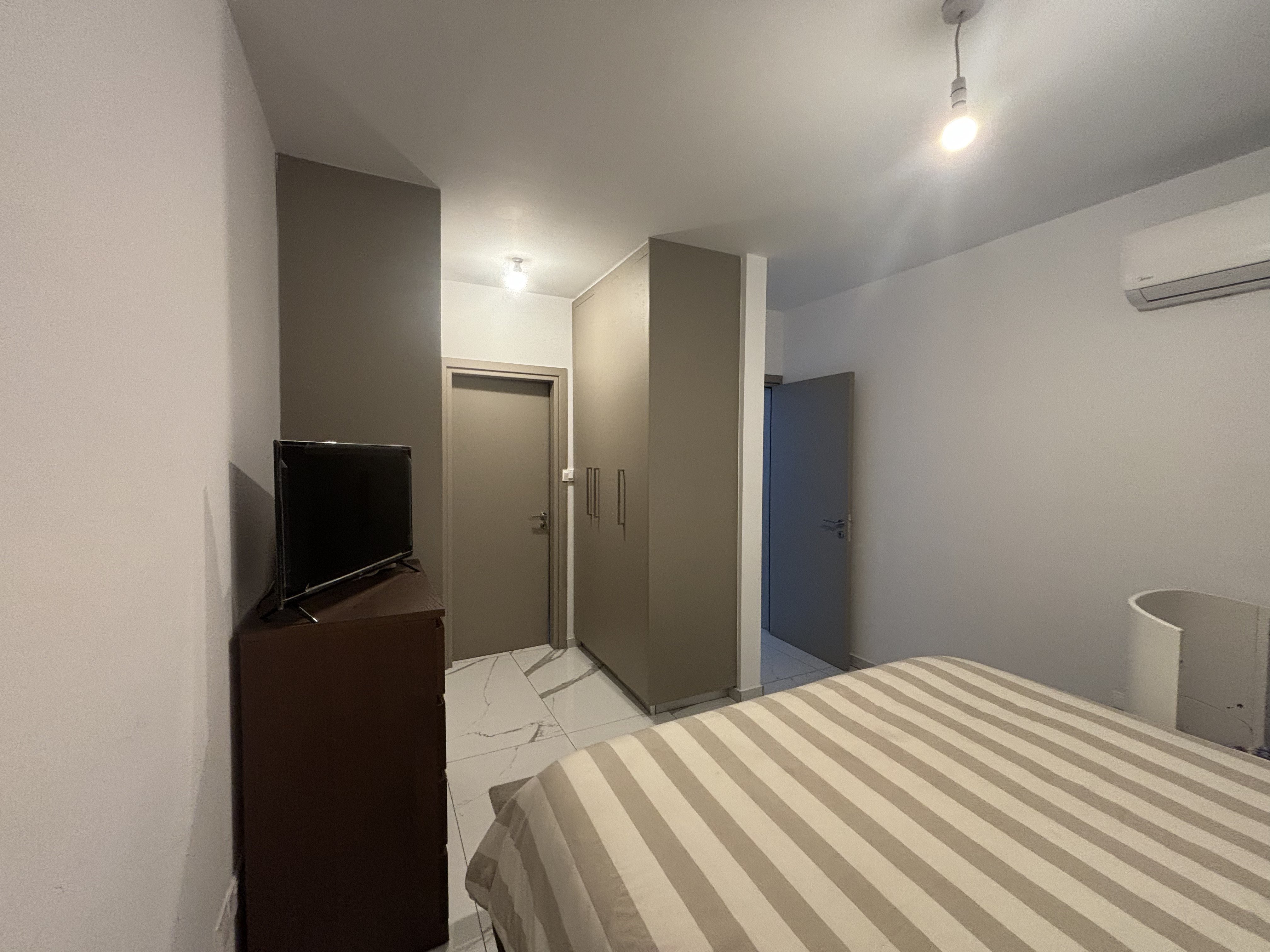 2 BR Apartment in Kato Polemidia, Limassol photo 6