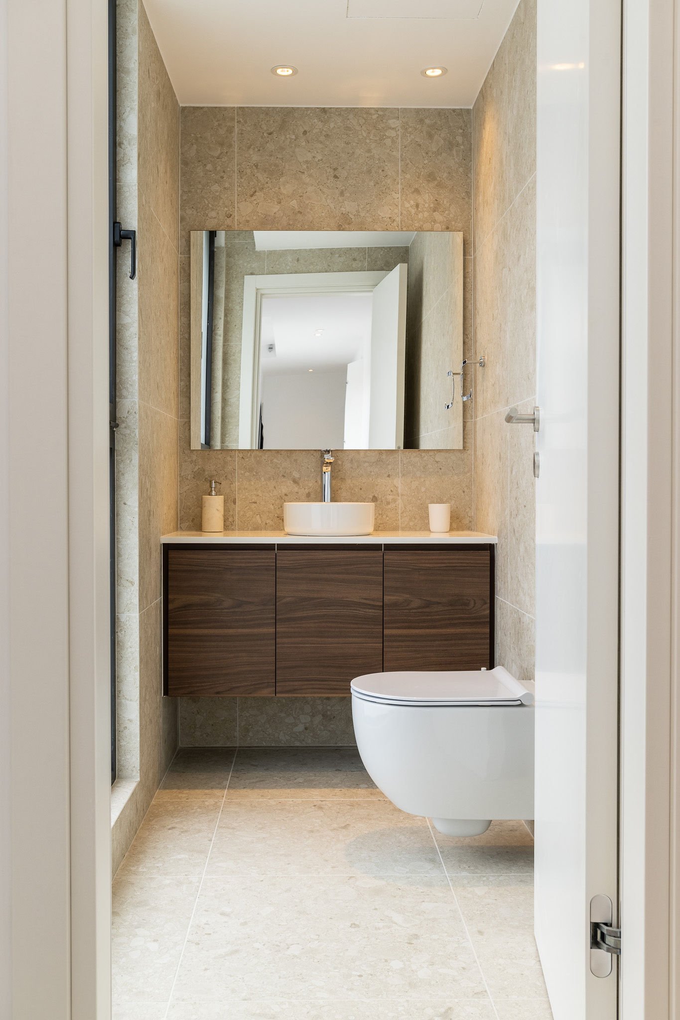 2 BR Penthouse in Agios Tychonas, Limassol photo 8