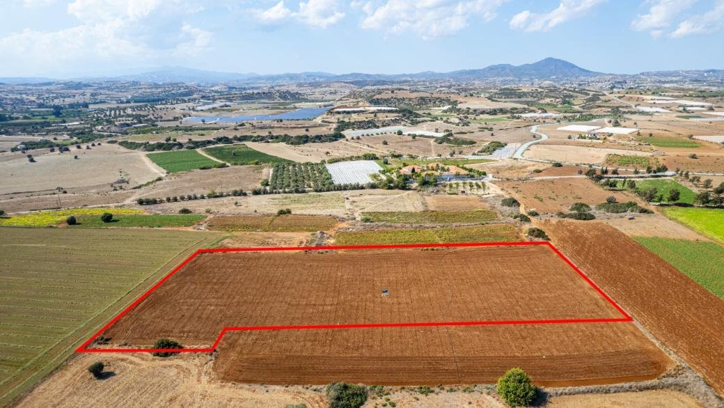 Touristic field in Alaminos, Larnaca photo 4