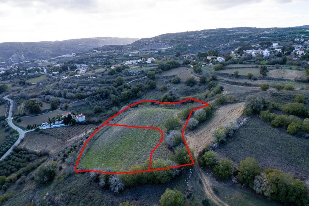 Shared residential fields in Stroumpi, Paphos photo 3