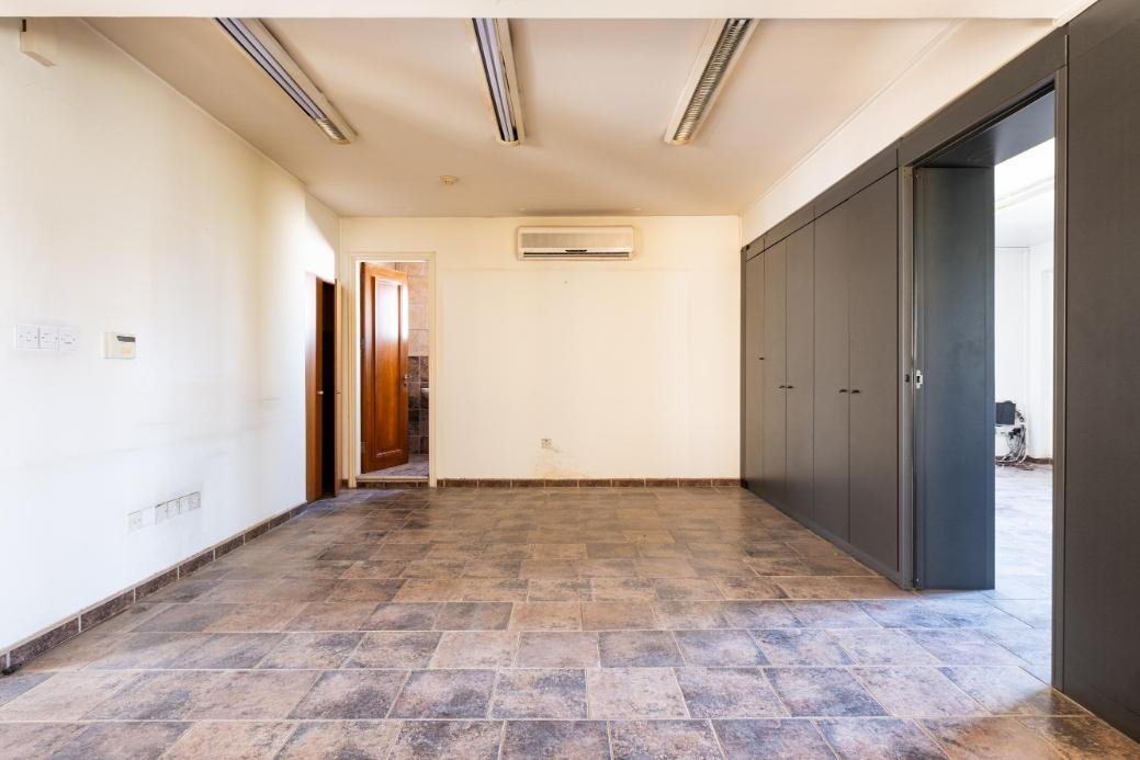 Mixed-use building in Egkomi, Nicosia photo 29