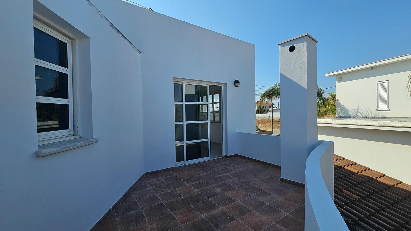 Semi-Detached 4-Bedroom House in Pano Deftera, Nicosia photo 18