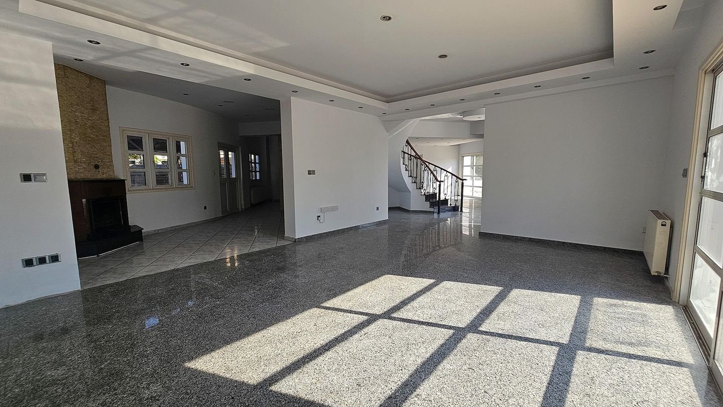 Semi-Detached 4-Bedroom House in Pano Deftera, Nicosia photo 11