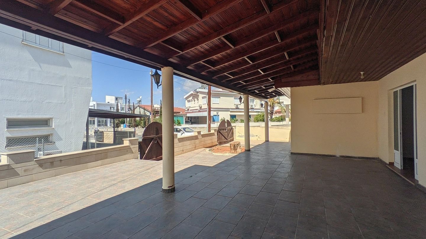 Residential building in Kokkinotrimithia, Nicosia photo 39