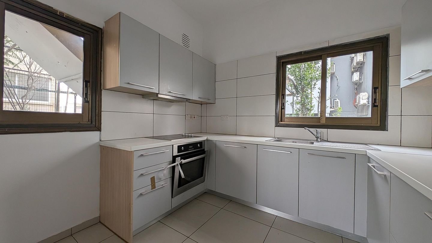 Two storey semi-detached building in Panagia, Nicosia photo 22