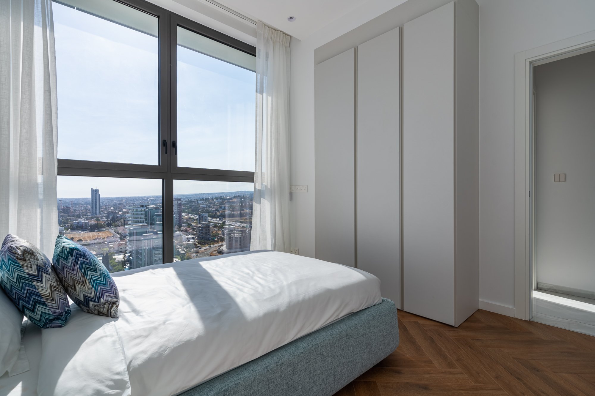 4 BR Apartment in Agios Tychonas, Limassol photo 11