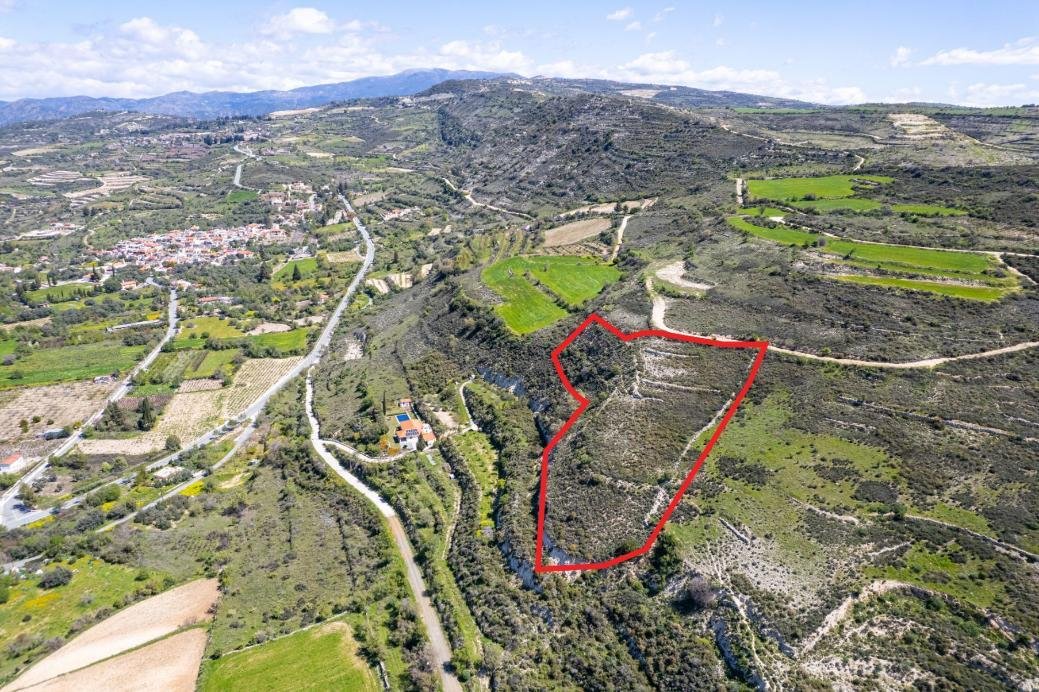 Agricultural field in Praitori, Paphos photo 4