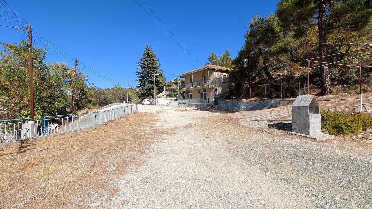 Restaurant and a two-storey house, in Kakopetria, Nicosia photo 20