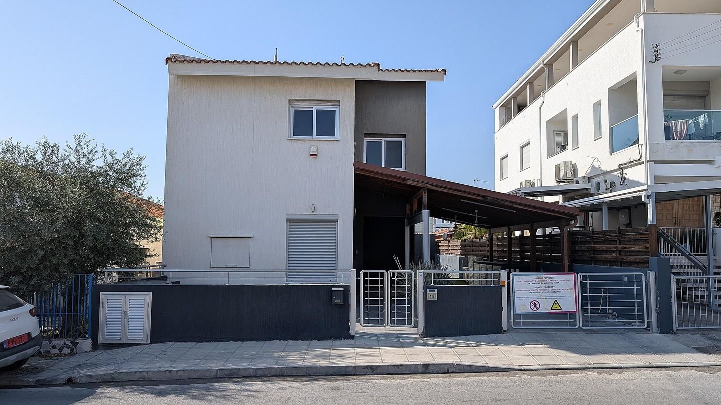 Two-Storey 5-Bedroom House, Mesa Geitonia, Limassol photo 6