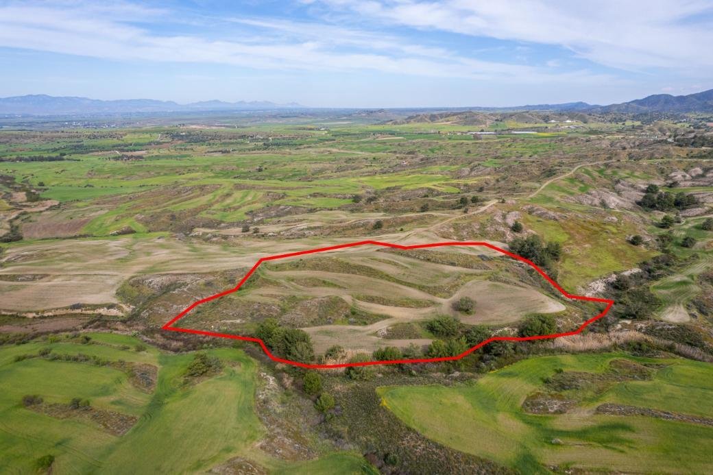 Agricultural field in Linou, Nicosia photo 5