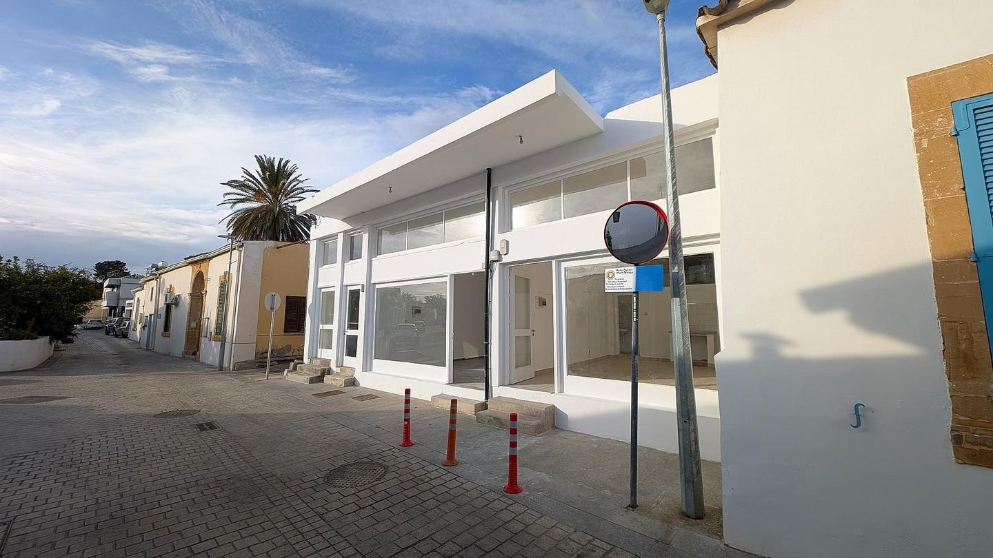 Two Shop Commercial Building in Kaimakli, Nicosia photo 7