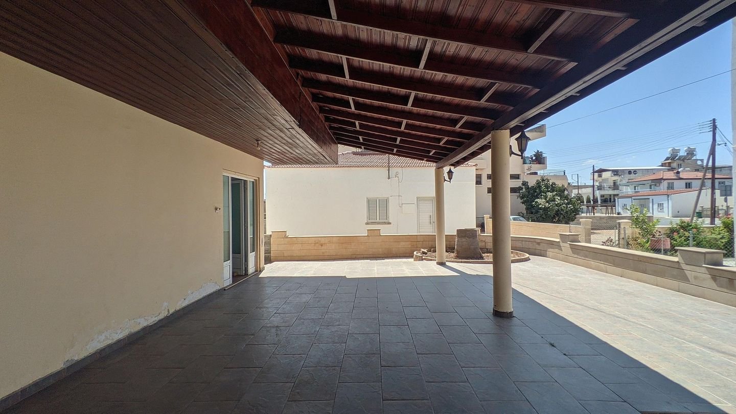 Residential building in Kokkinotrimithia, Nicosia photo 38