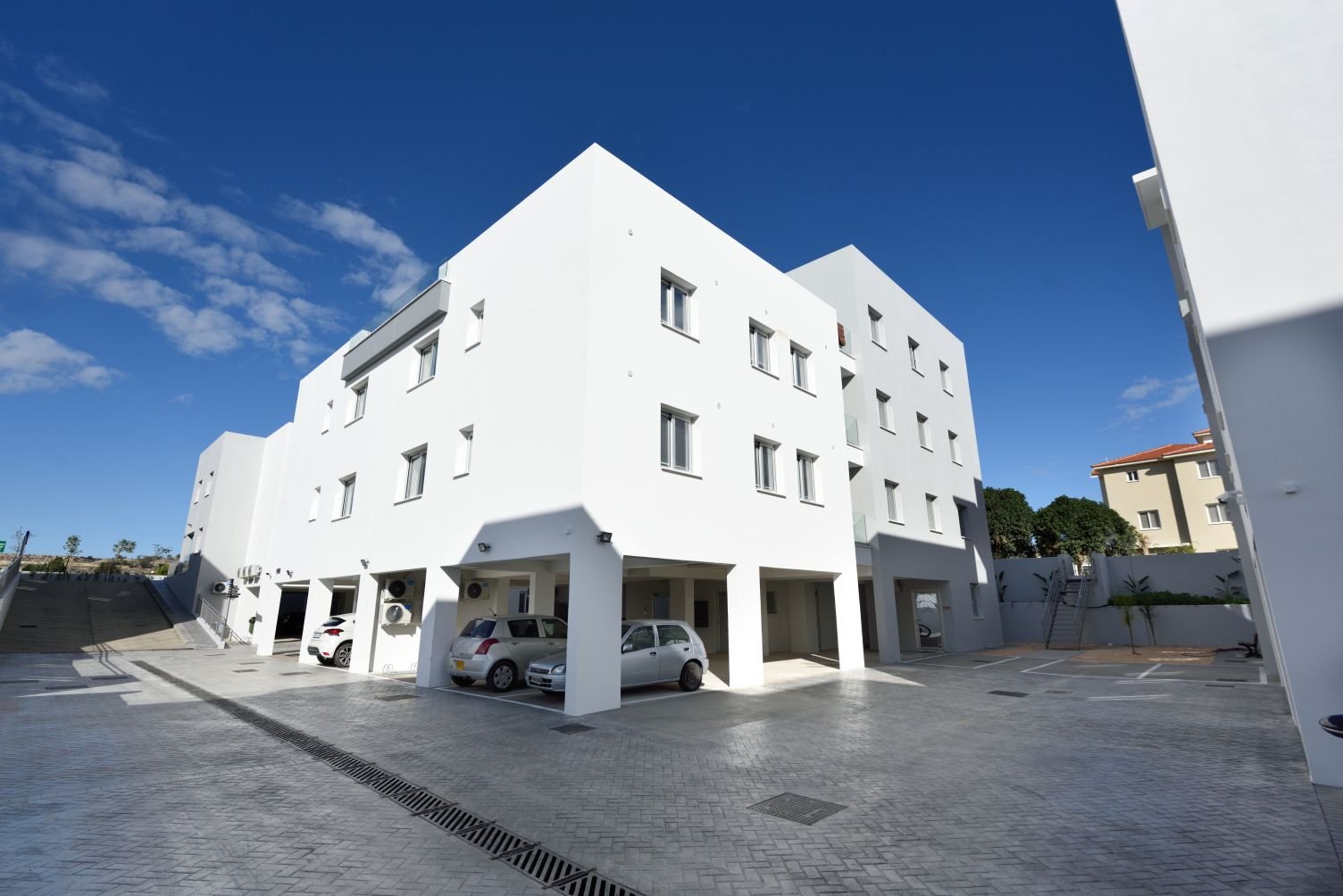 4 BR Apartment in Pyla photo 11