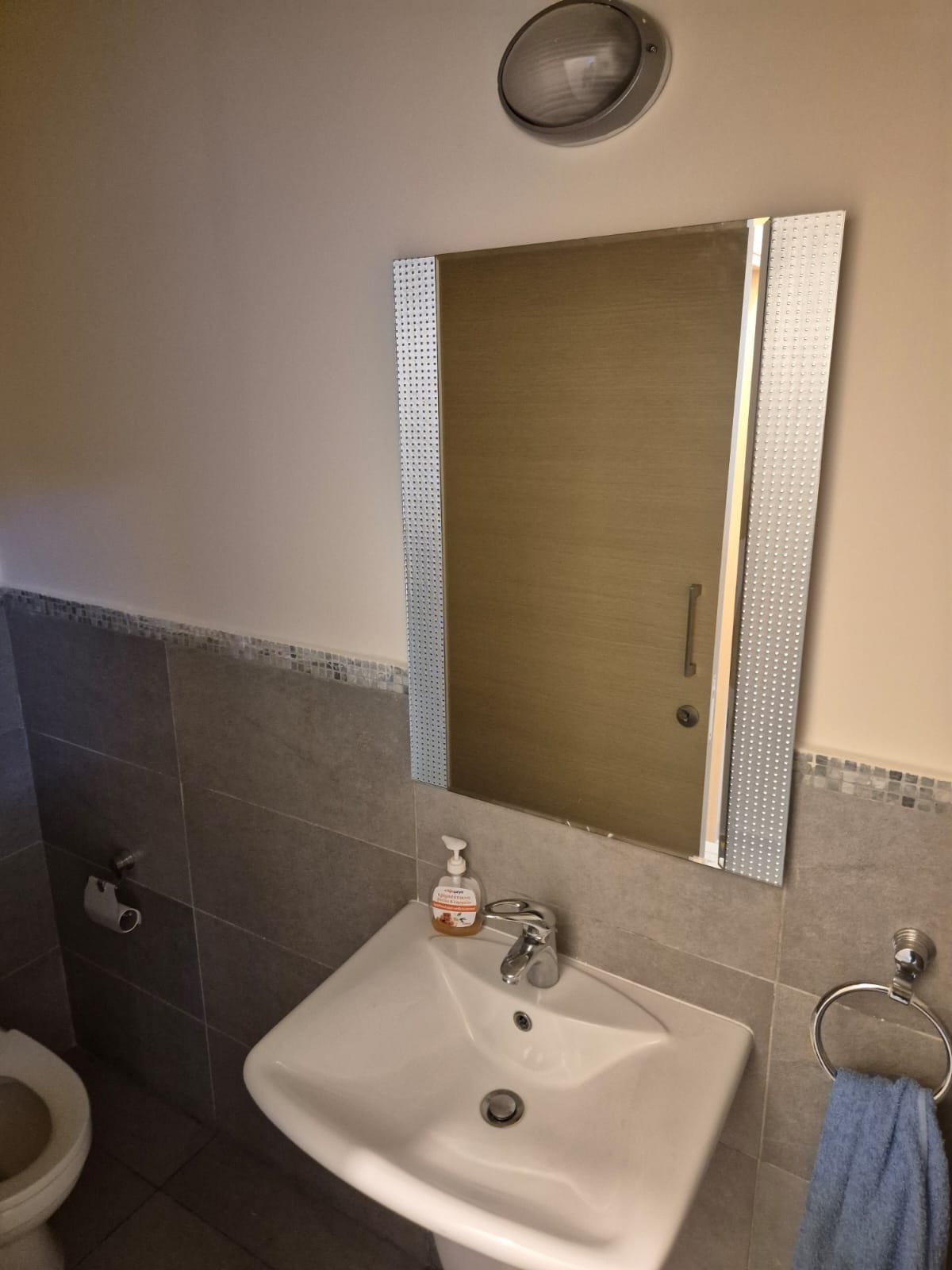 2 BR Apartment in Mesa Geitonia, Limassol photo 10