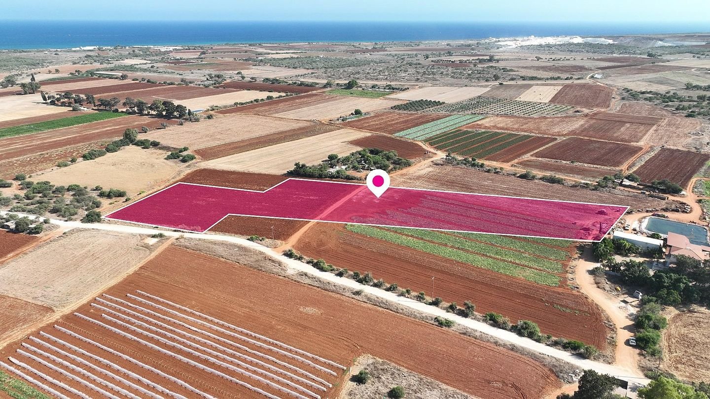 Field in Liopetri, Ammochostos photo 1