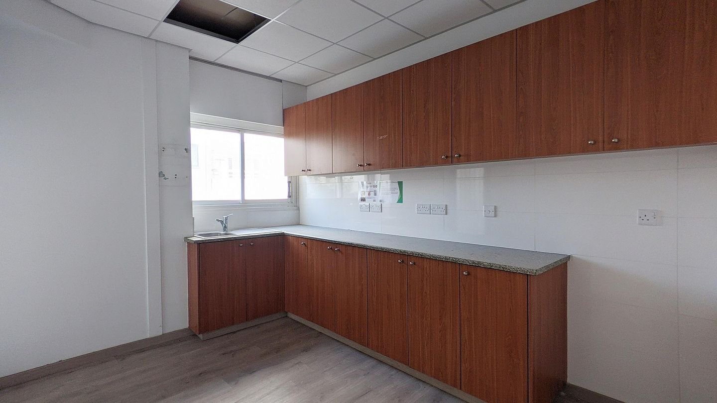Office Unit in Agioi Omologites, Nicosia photo 38