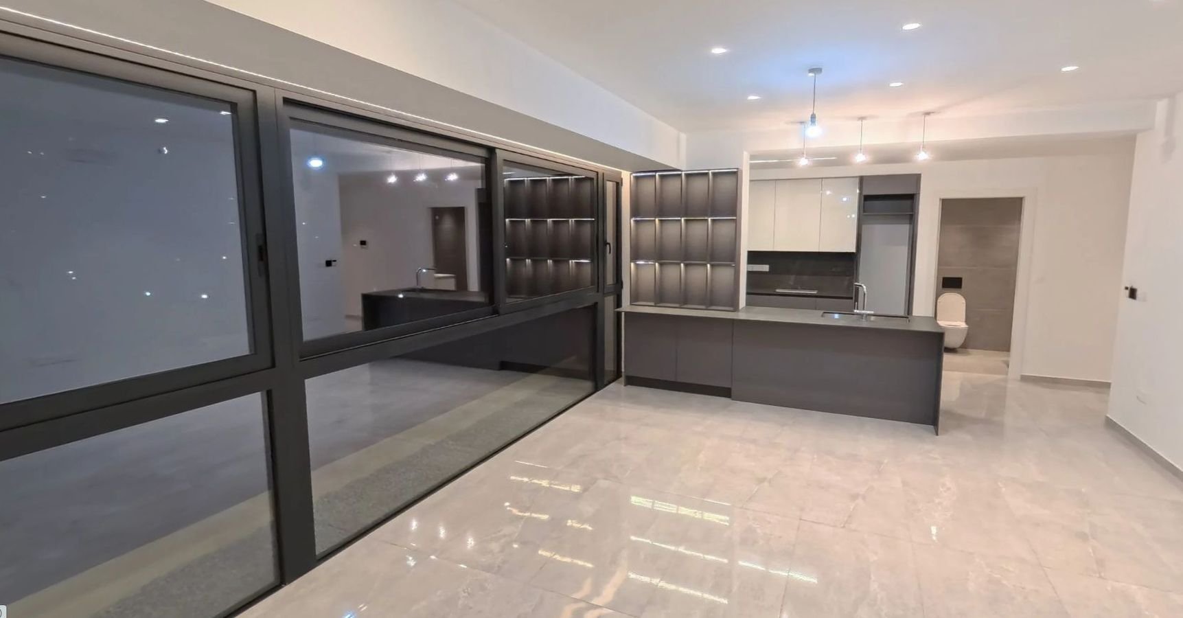 3 BR Penthouse in Agios Athanasios, Limassol photo 3