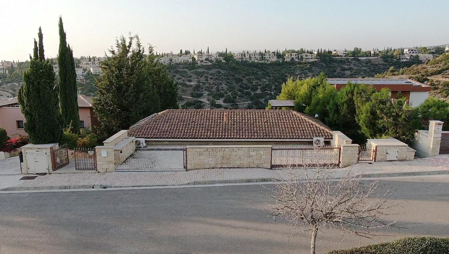 Five-bedroom Villa, Aphrodite Hills Resort, Paphos photo 33