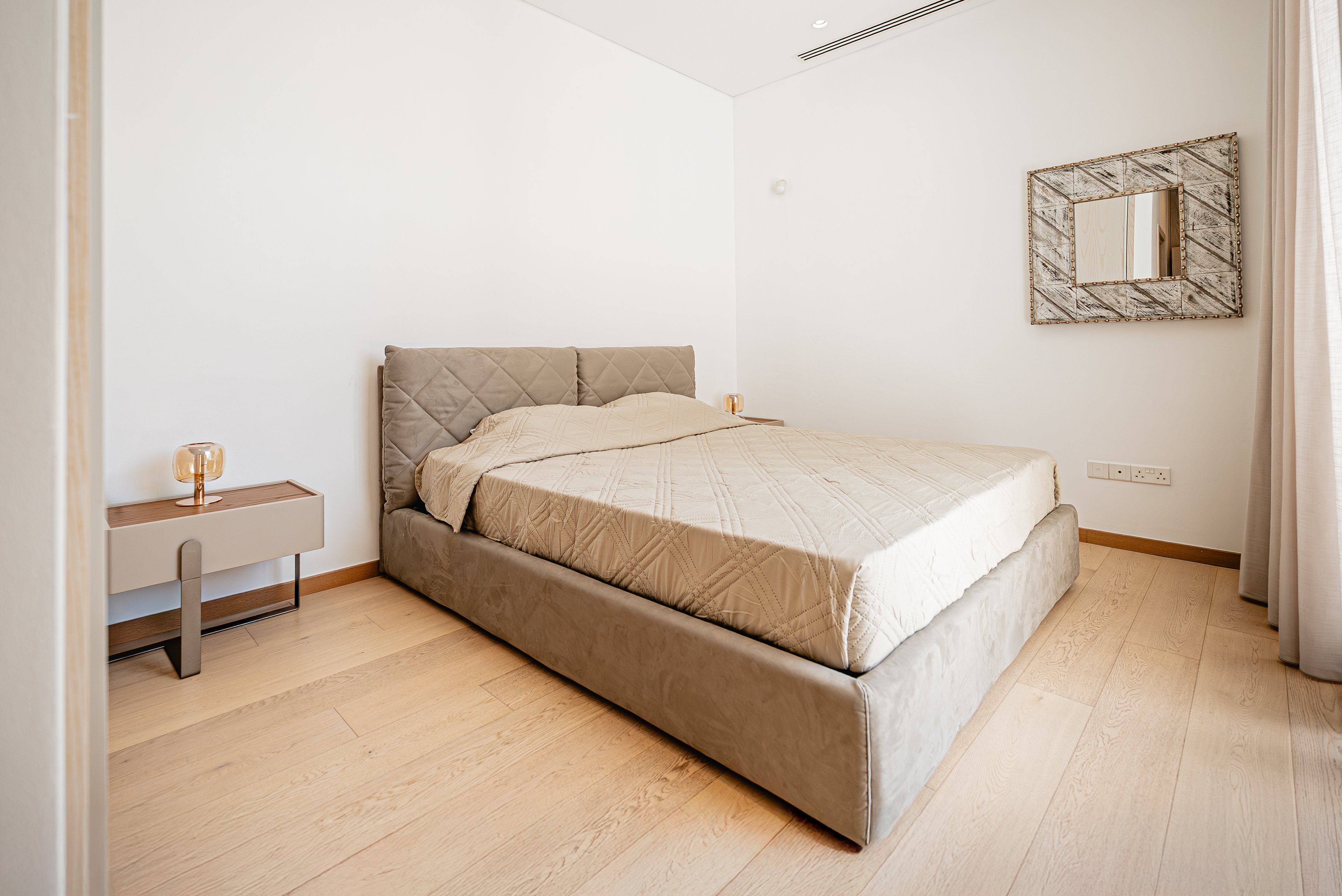 4 BR Beachfront Villa in Kissonerga, Paphos photo 22