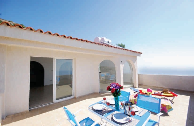 5 BR Villa in Tala, Paphos photo 8