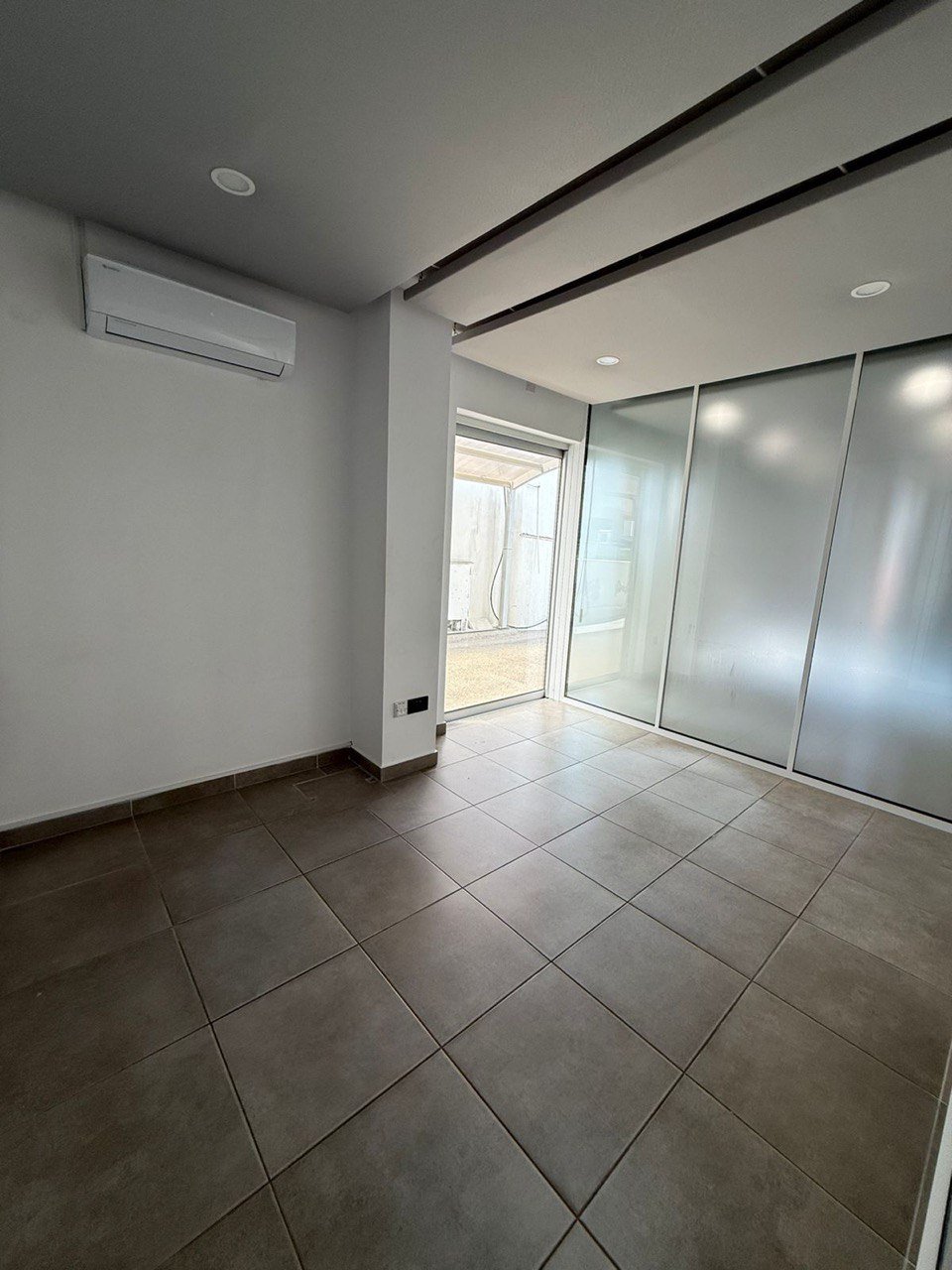 Office in Agios Nicolaos, Limassol photo 7