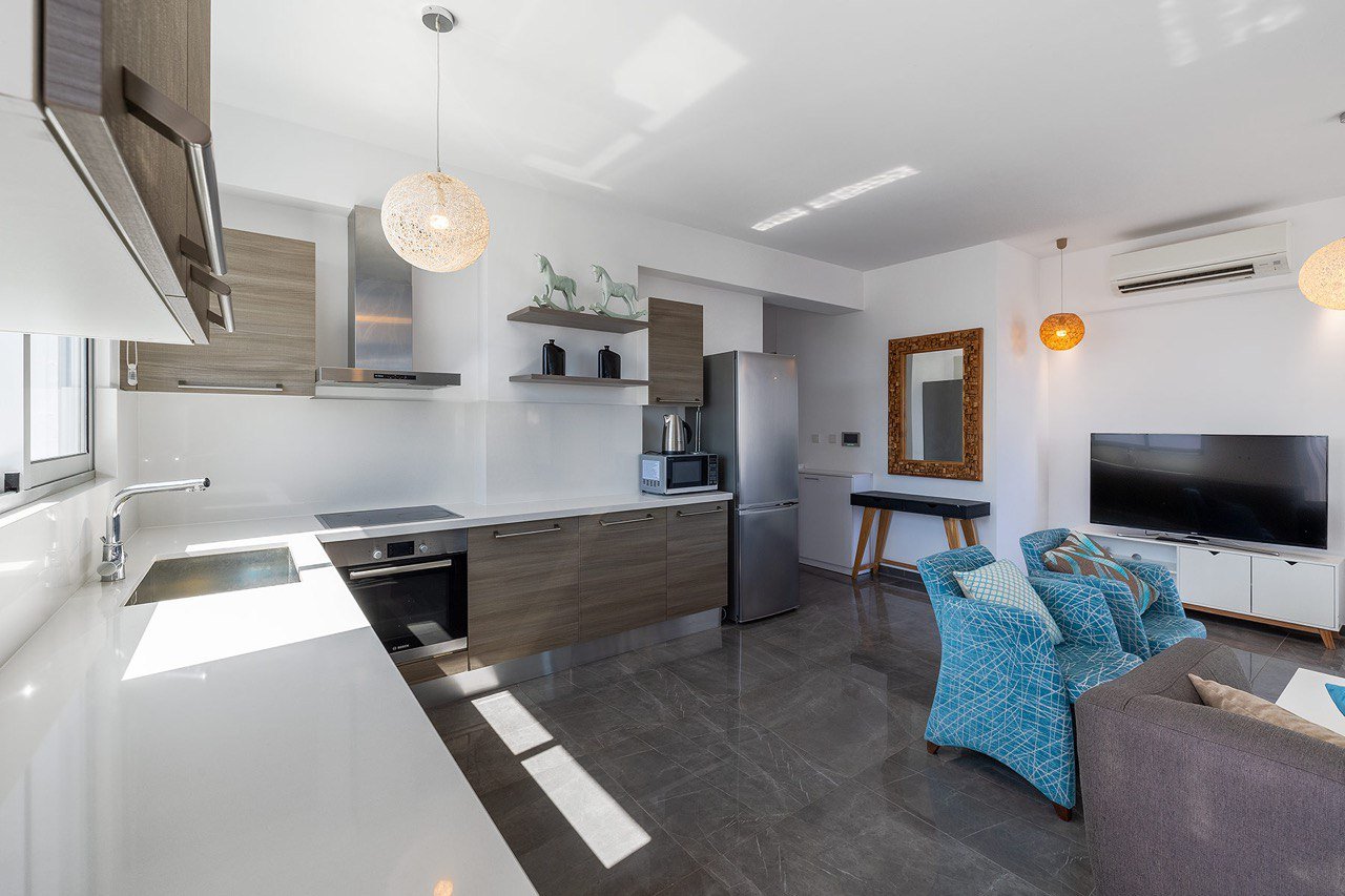 2 BR Penthouse in Neapolis, Limassol photo 3