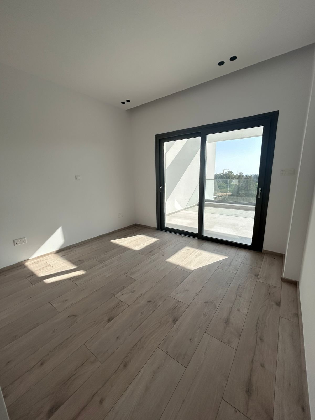 3 BR Penthouse in Kato Polemidia, Limassol photo 6
