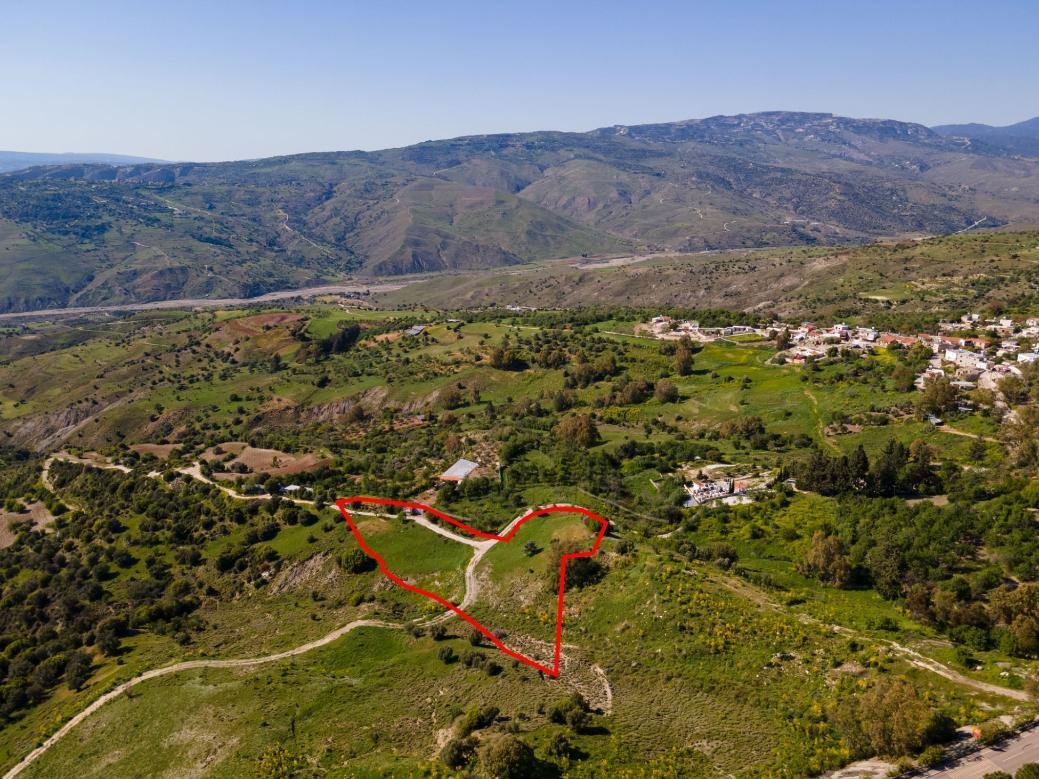 Residential field in Kelokedara, Paphos photo 4