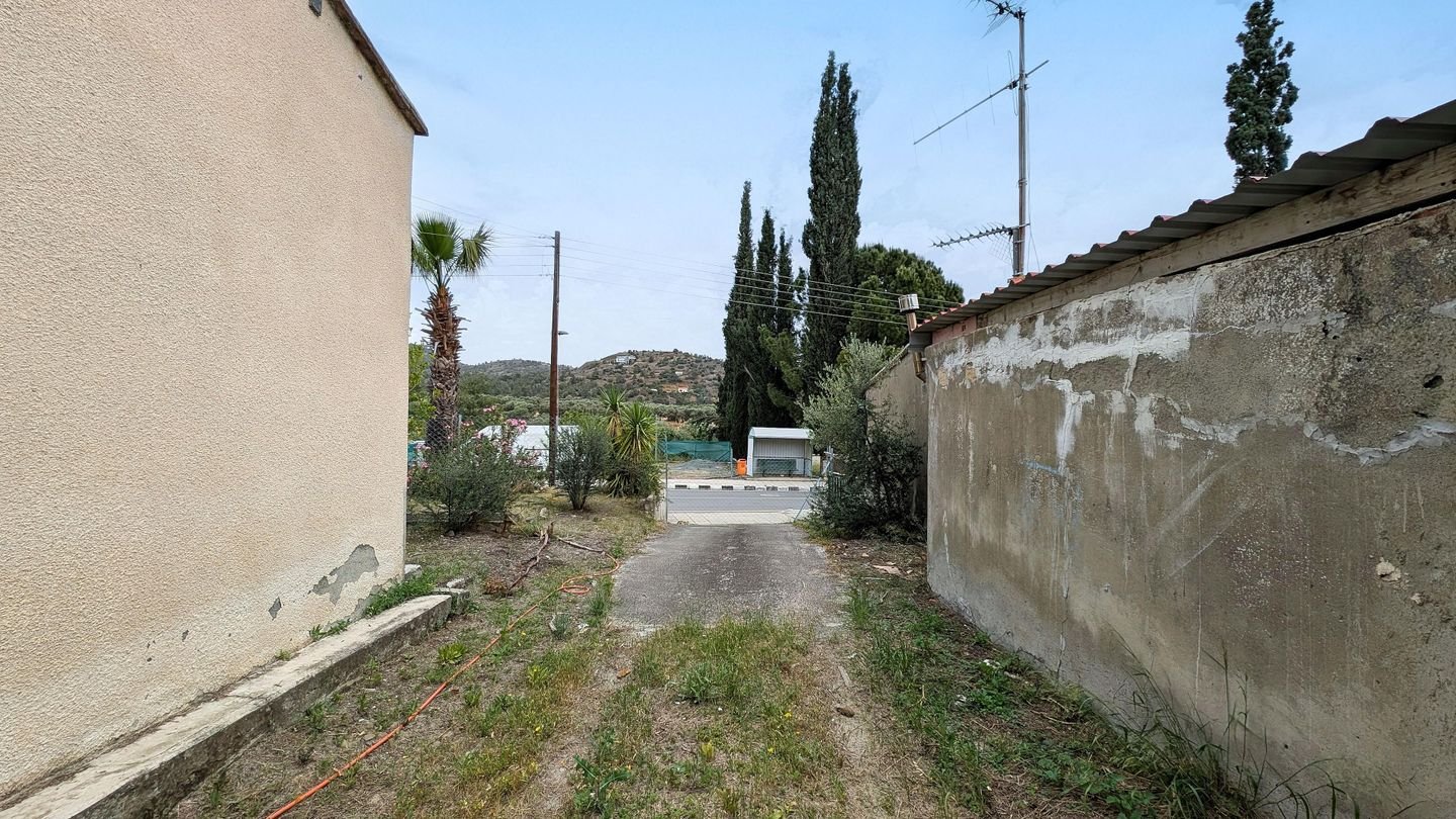 Two-Bedroom Detached House in Kornos, Larnaca photo 17