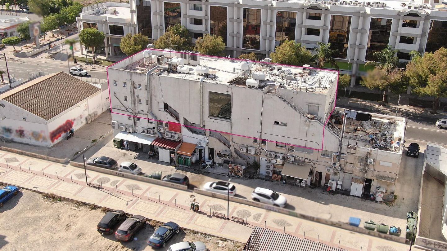 Commercial unit in Engomi, Nicosia photo 3