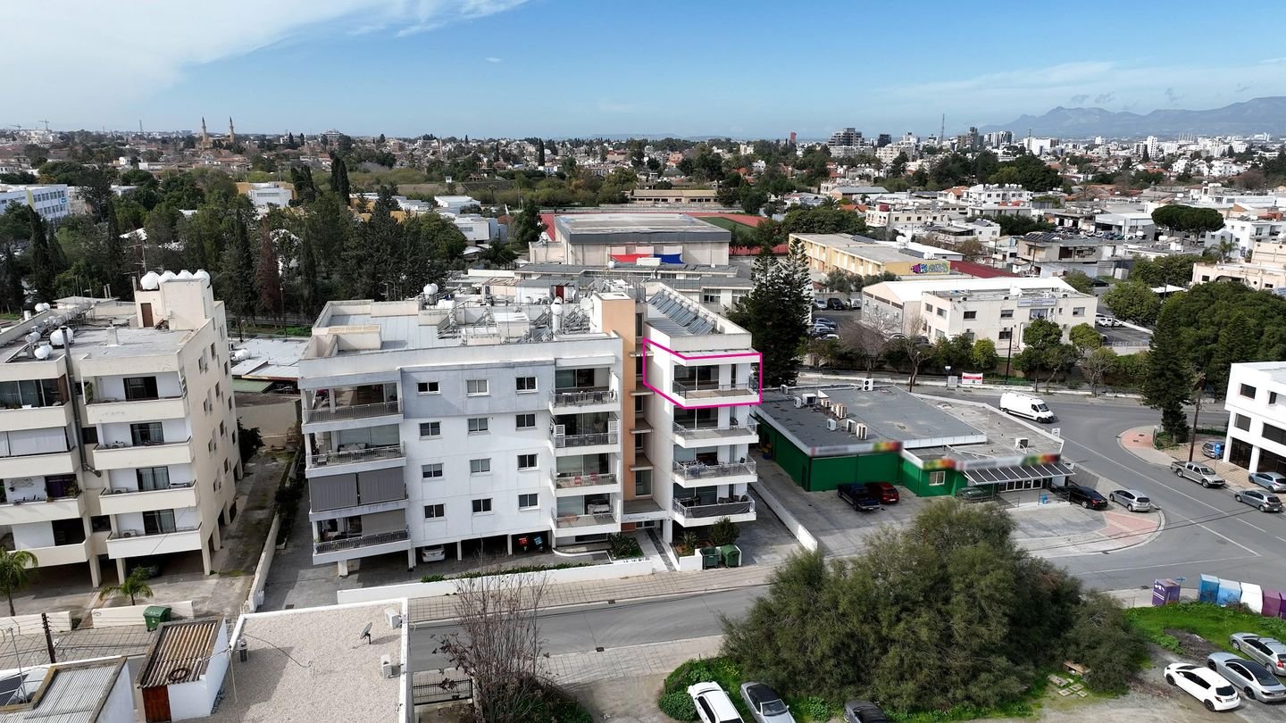 Top-Floor 2-Bedroom Apartment in Panagia, Nicosia photo 3