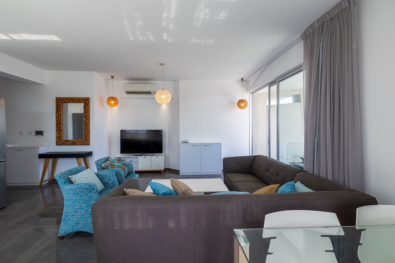 2 BR Penthouse in Neapolis, Limassol photo 2