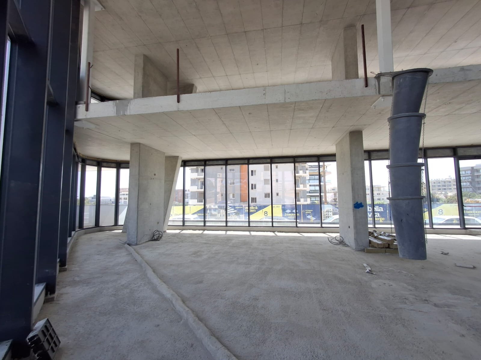 Ground Floor + Mezzanine in Mesa Geitonia, Limassol photo 5