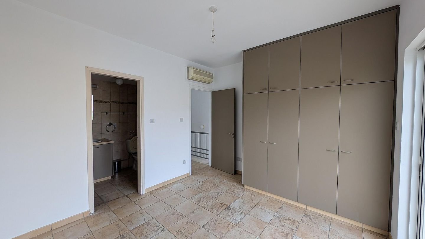 Two-storey, semi detached house, Universal area, Paphos photo 17