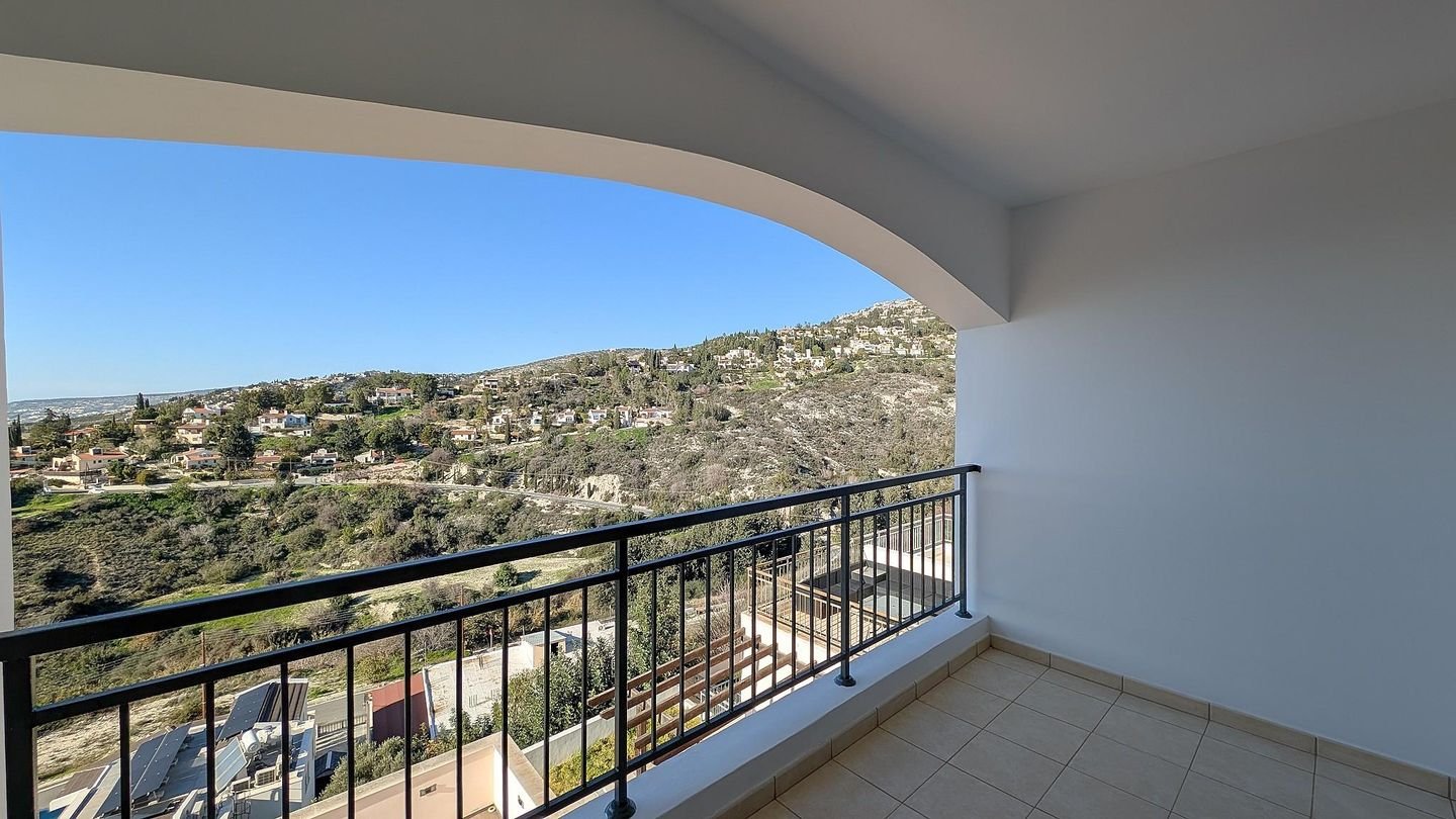 Two-Storey 2-Bedroom Apartment in Tala, Paphos photo 21