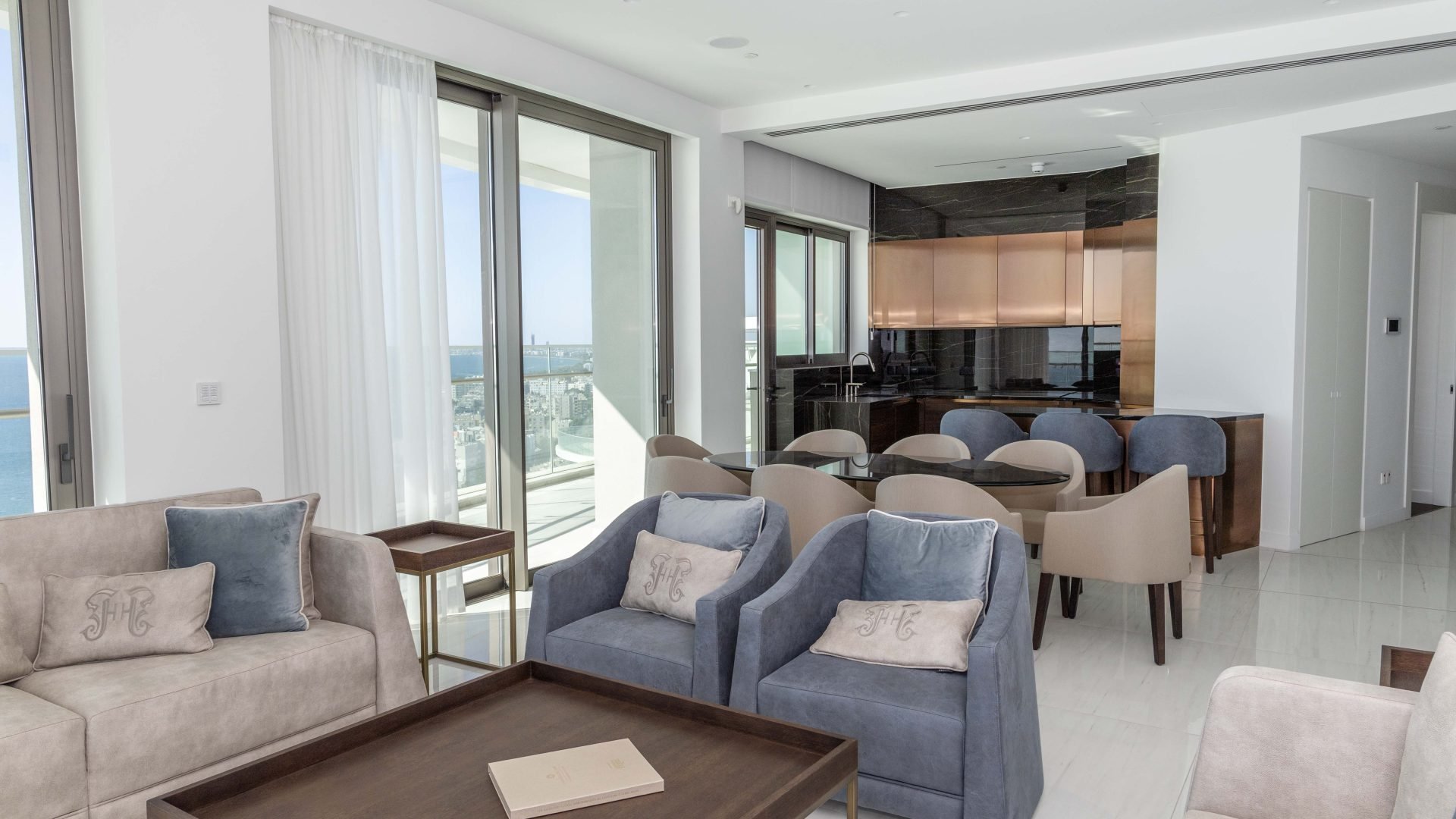 5 BR Penthouse in Germasogeia, Limassol photo 2