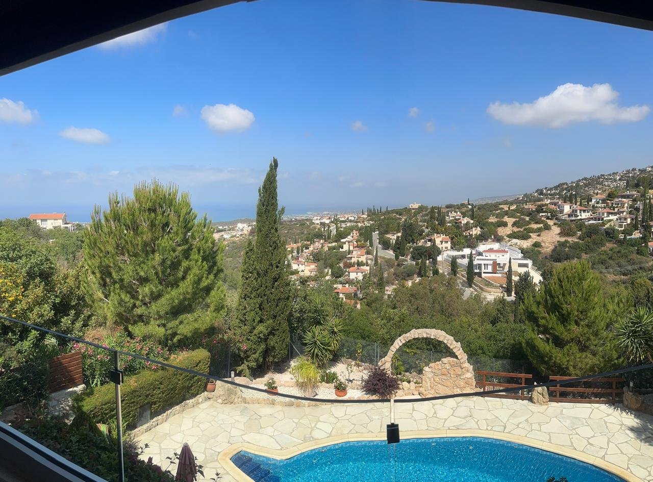 3 BR Renovated House in Tala, Paphos photo 2